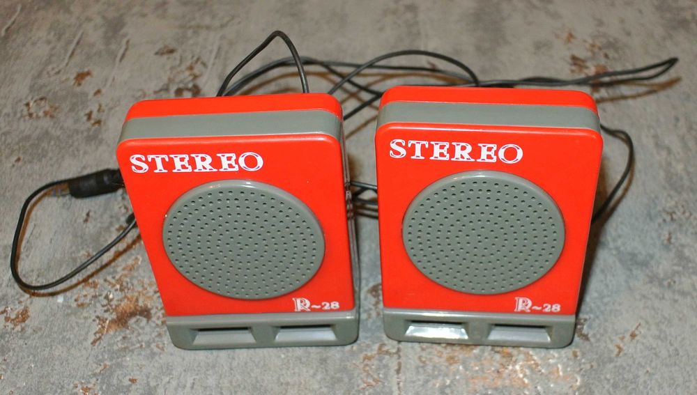 Stare Głośniki z czasów PRL - Stereo  R -28 - Kolekcjonerskie