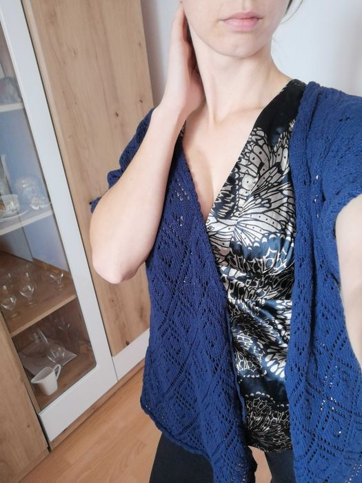 Ażurowy sweter rozmiar L / XL