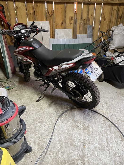 Продам мотоцикл форте 200