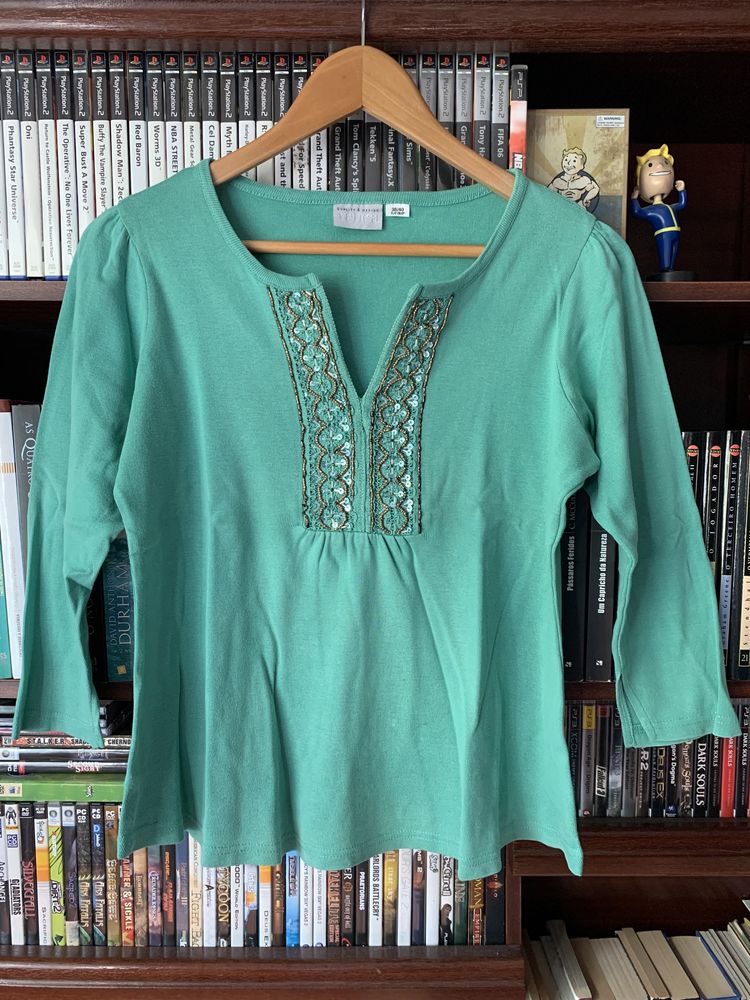 Blusa, tamanho 38/40 (M/L)