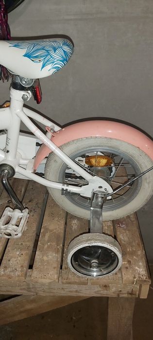 Велосипед для дівчинки