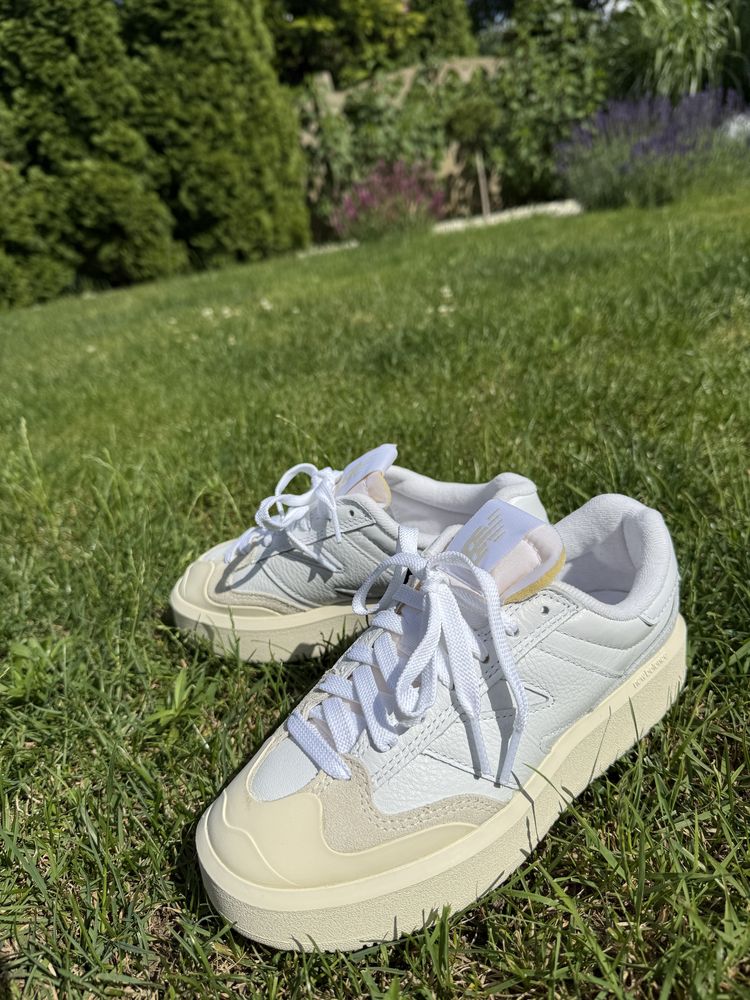 new balance ct302