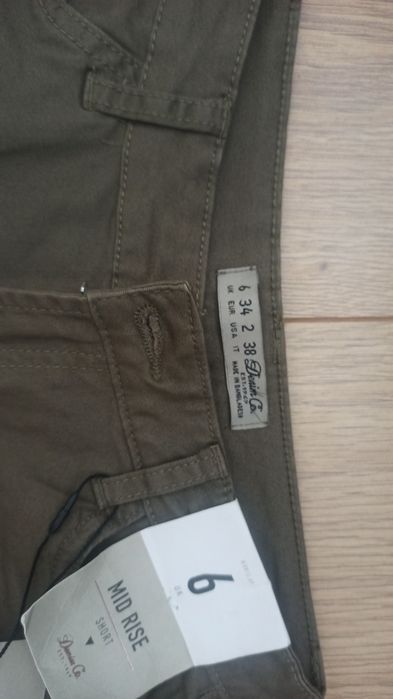 Nowe spodenki, khaki, rozmiar 34.