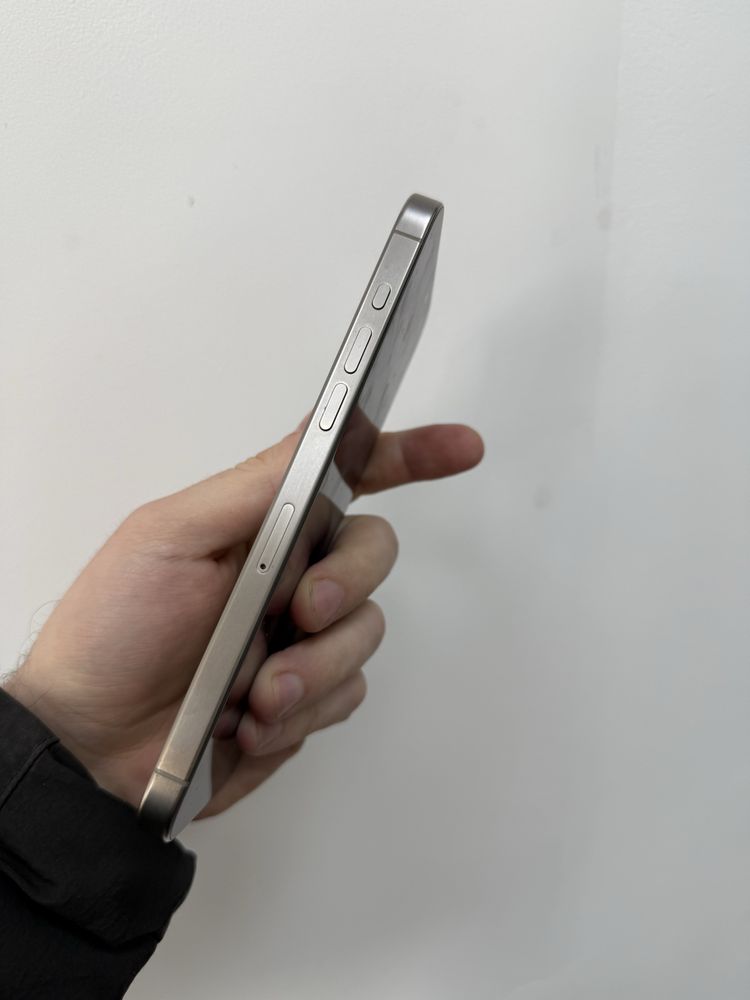 Iphone 15 Pro Max 256 gb фіз сім natural