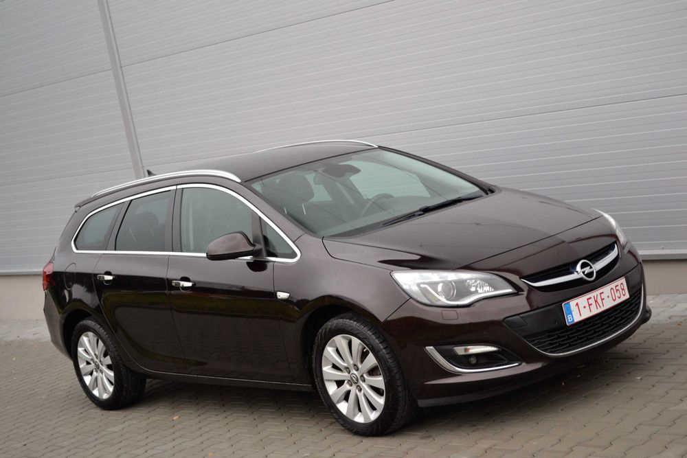 Opel Astra J 1.6CDTi 110KM**Lift**Skóra**Xenon**Navi**LED**