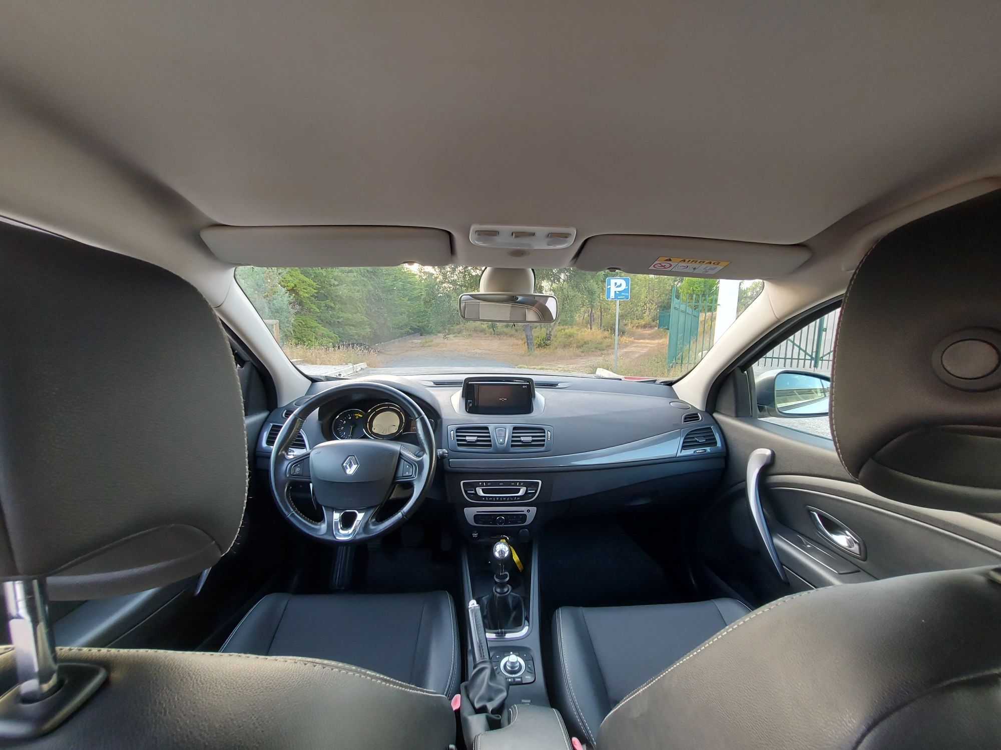 Renault Mégane 1.5 DCI Confort SS 110cv 6V 2016 GPS Financiamento