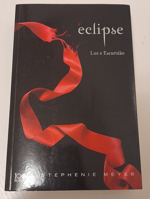 Lua nova e eclipse livros