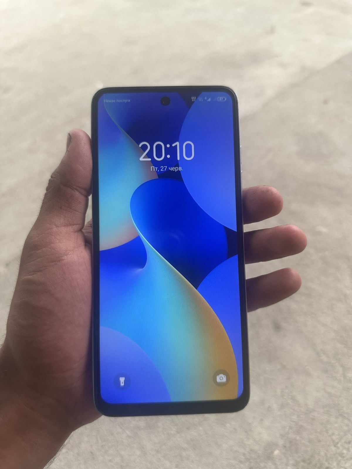 Телефон Tecno spark 20c