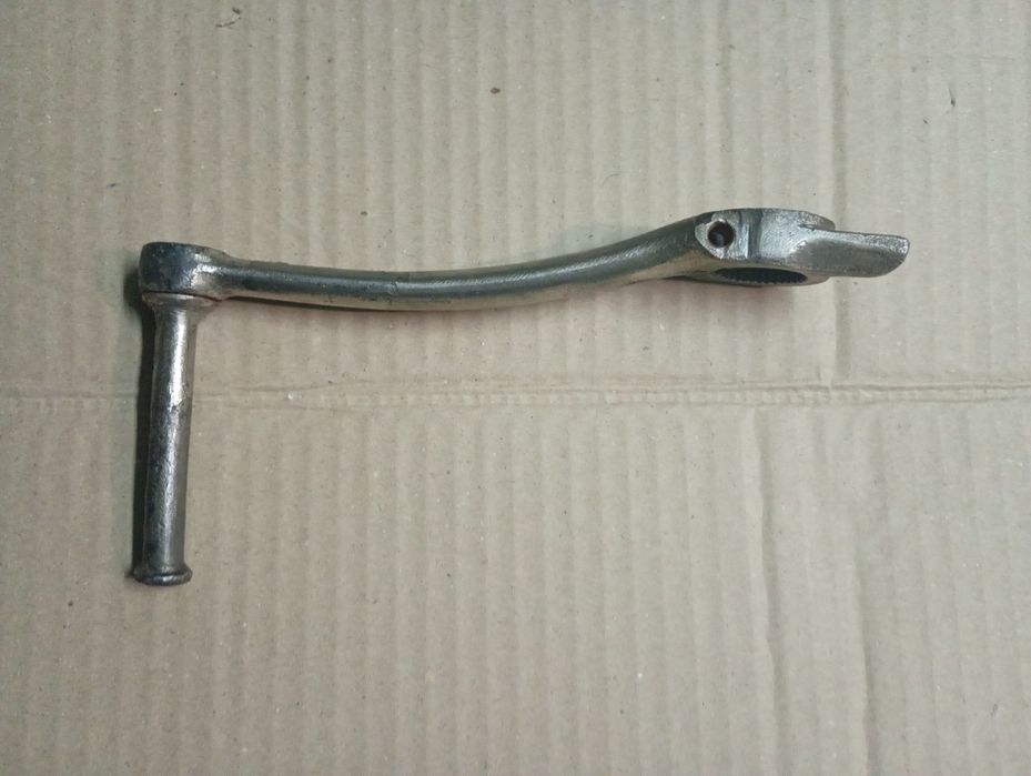 Заводний ричаг мотоцикла ява старушка