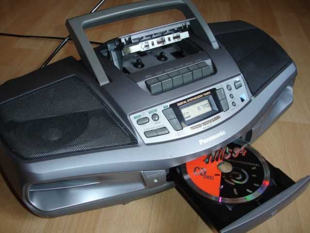Radiomagnetofon PANASONIC RX-DS19