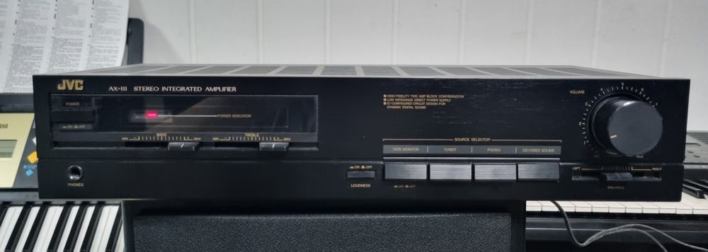 Підсилювач JVC AX 111, Grundig V 101