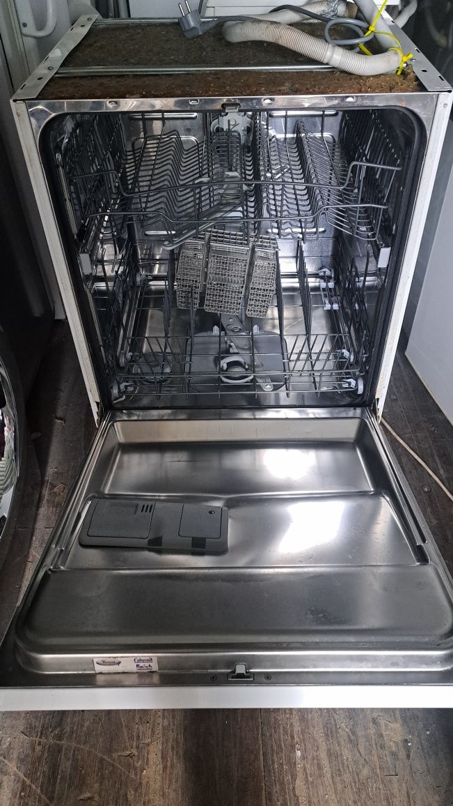 Sprzedam zmywarkę firmy Whirlpool