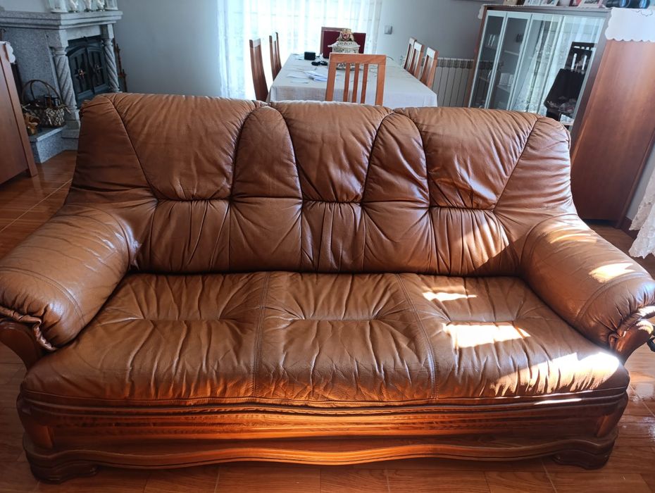 Sofá e dois cadeirões