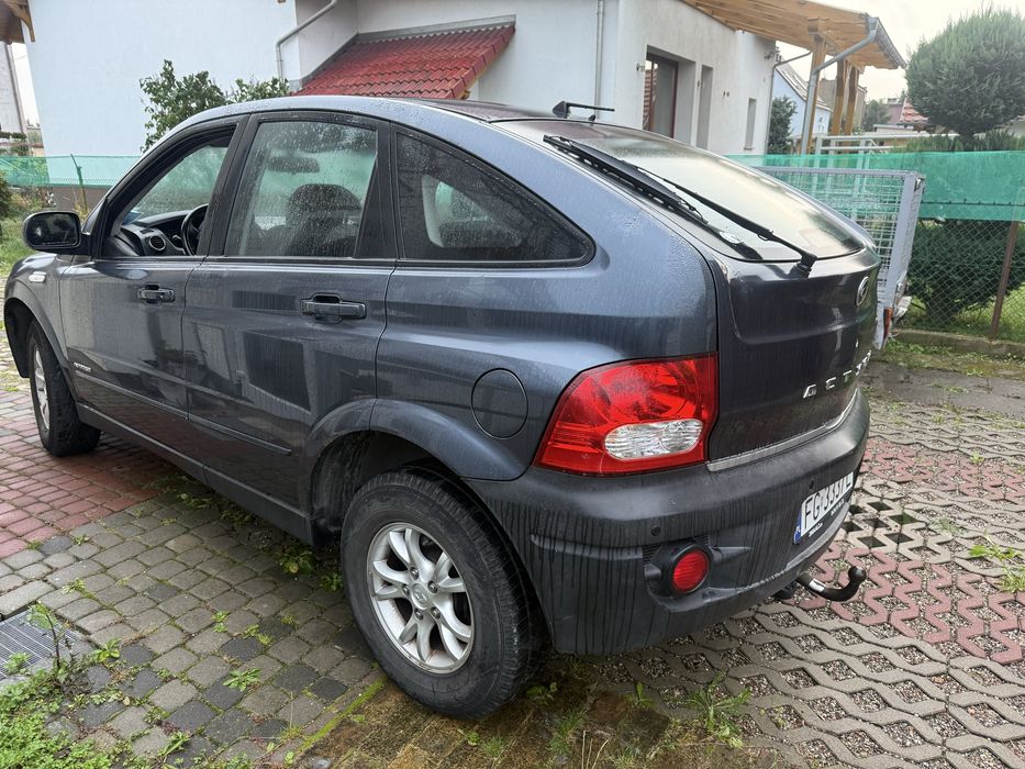 SsangYong action samochod osobowy