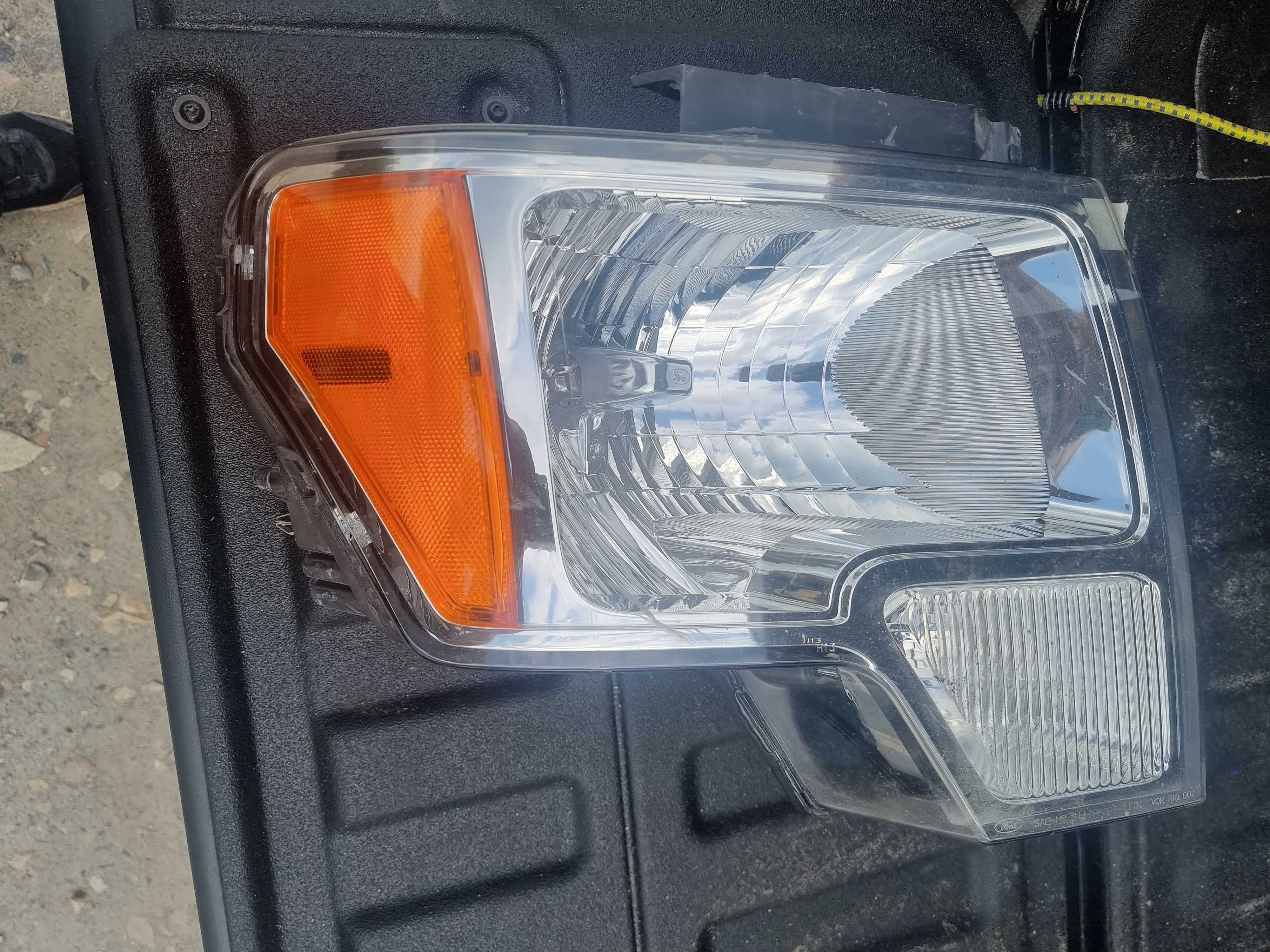 Lampa ford f150 , 09-14