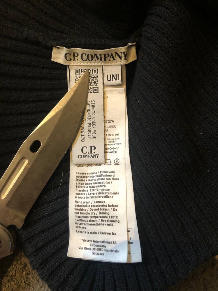 шапка cp company original