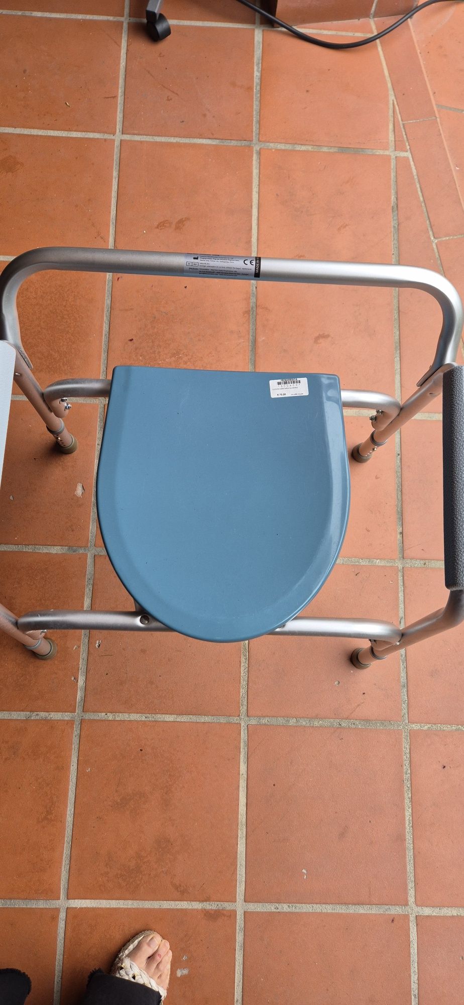 Cadeira sanitária alumínio