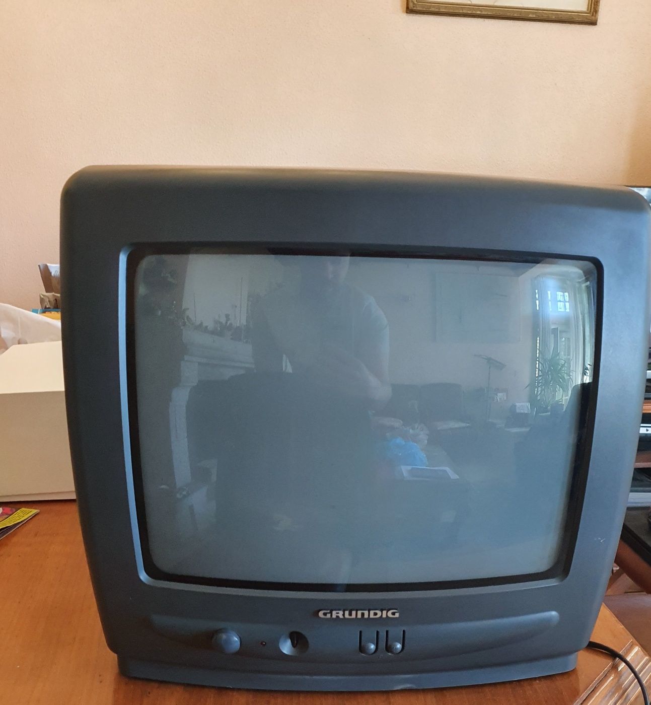 TV Grundig Antiga