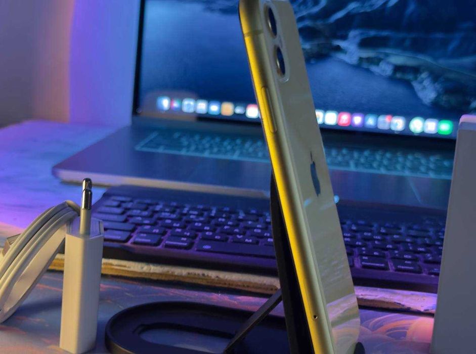 iPhone 11 Yellow Комплект. Ідеальний стан