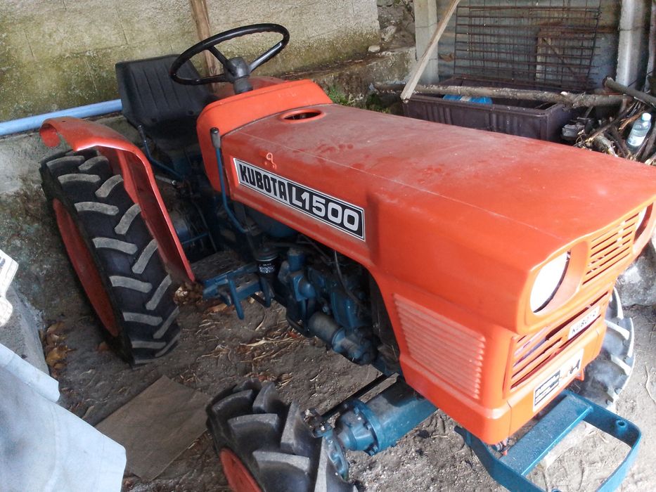 Trator agrícola para lavragem