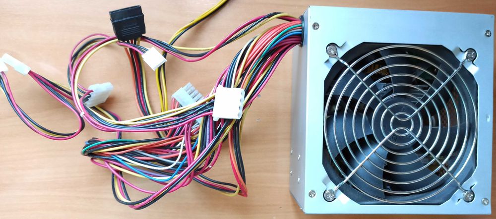 Fonte de Alimentação (PSU) 400W