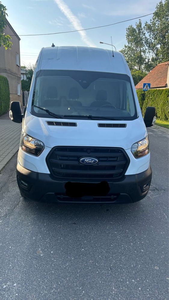 Wynajem Busa Ford Transit