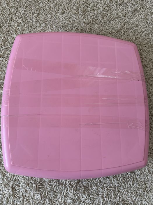 Стол дитячий рожевий дитячі меблі