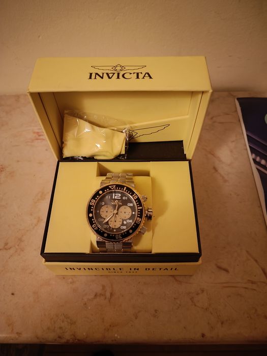 Relógio invicta  novo  1 mês