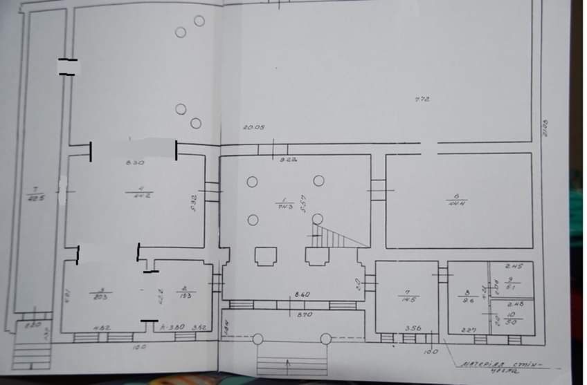 Продам двоповерхове приміщення у центрі Богородчан