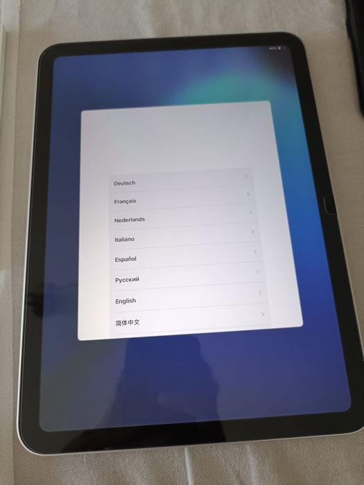 iPad prateado como novo