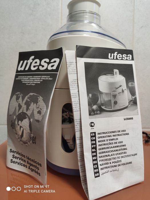 Máquina de sumos naturais Ufesa