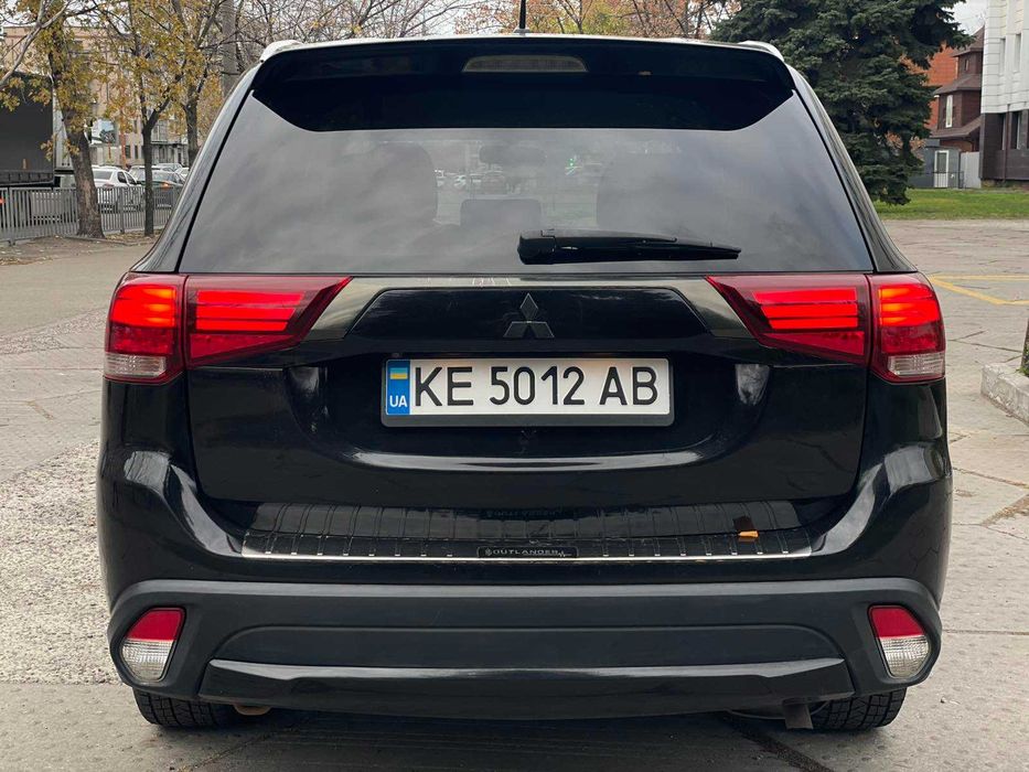 Mitsubishi Outlander 2015р 2,4 Повний привід! Обмін! Розстрочка!