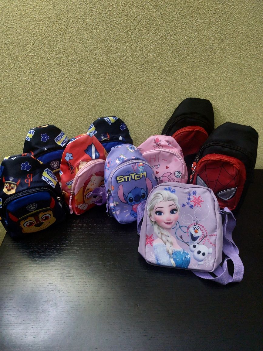 Mochilas tiracolo NOVOS