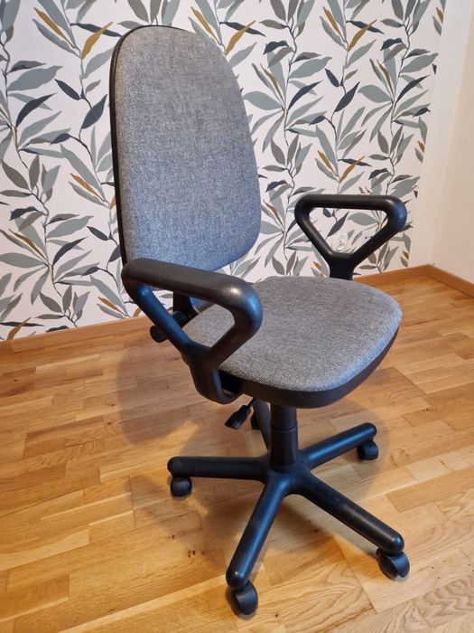 Fotel biurowy 75 zl