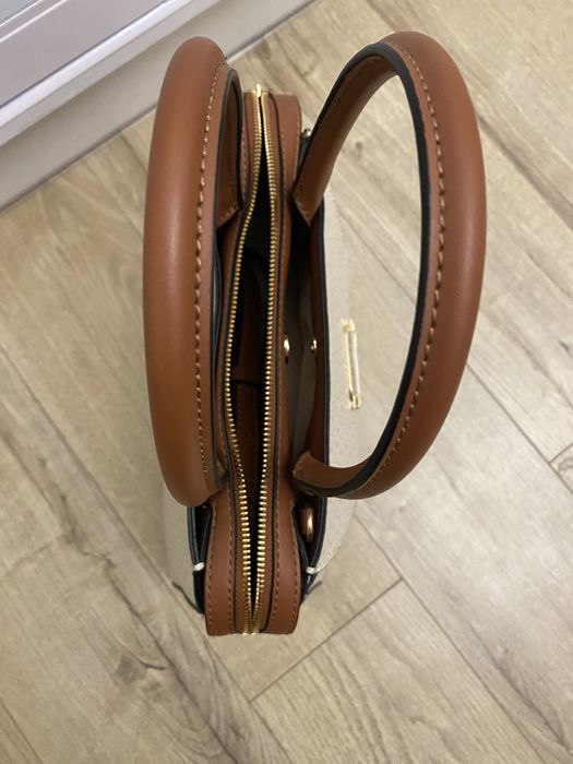 Продам сумку guess