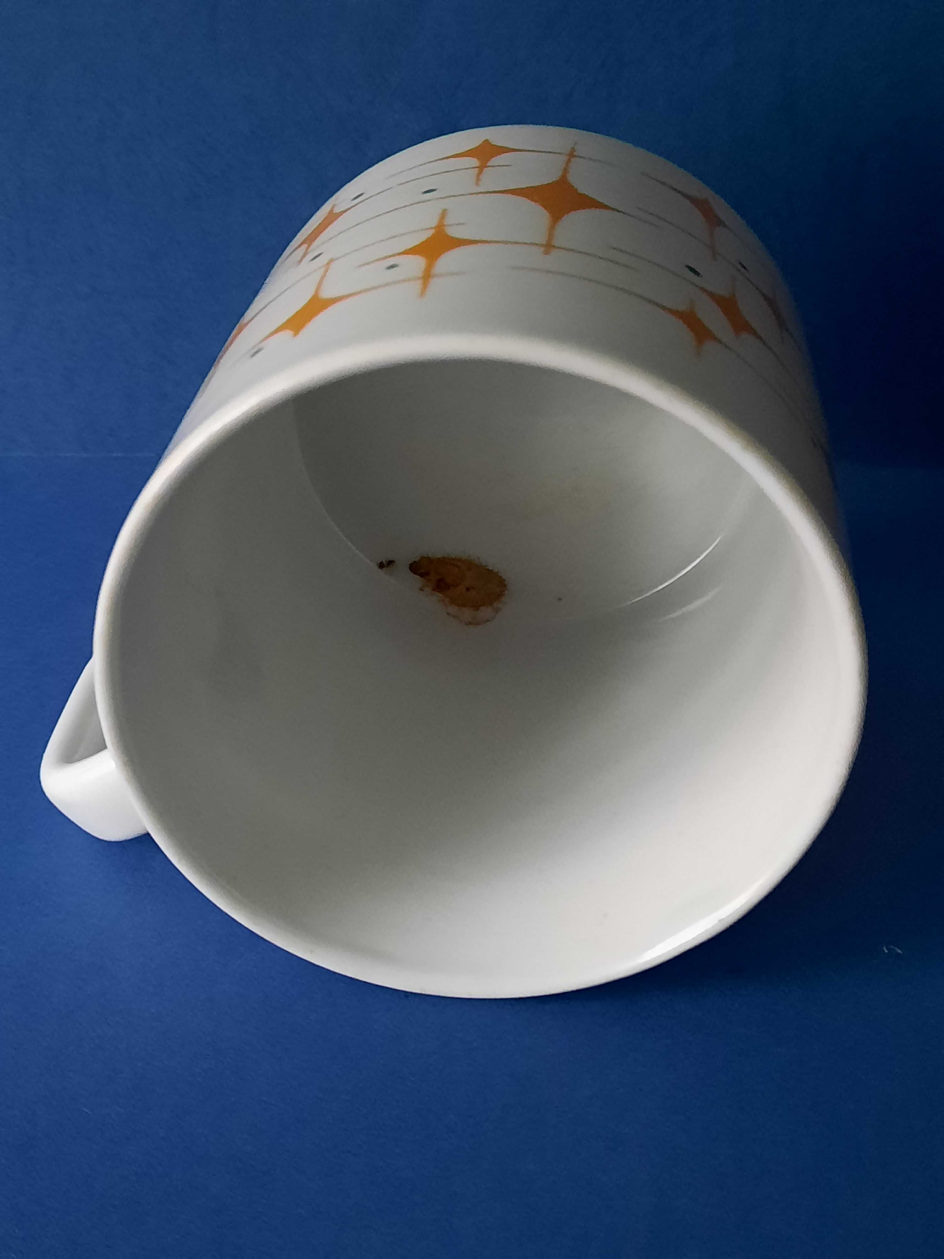 kubek z uchem-porcelana Lubiana, PRL