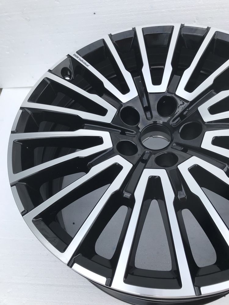 BMW 7 G70   Felgi pax 10.5 cala  kuloodporne individual komplet 2szt