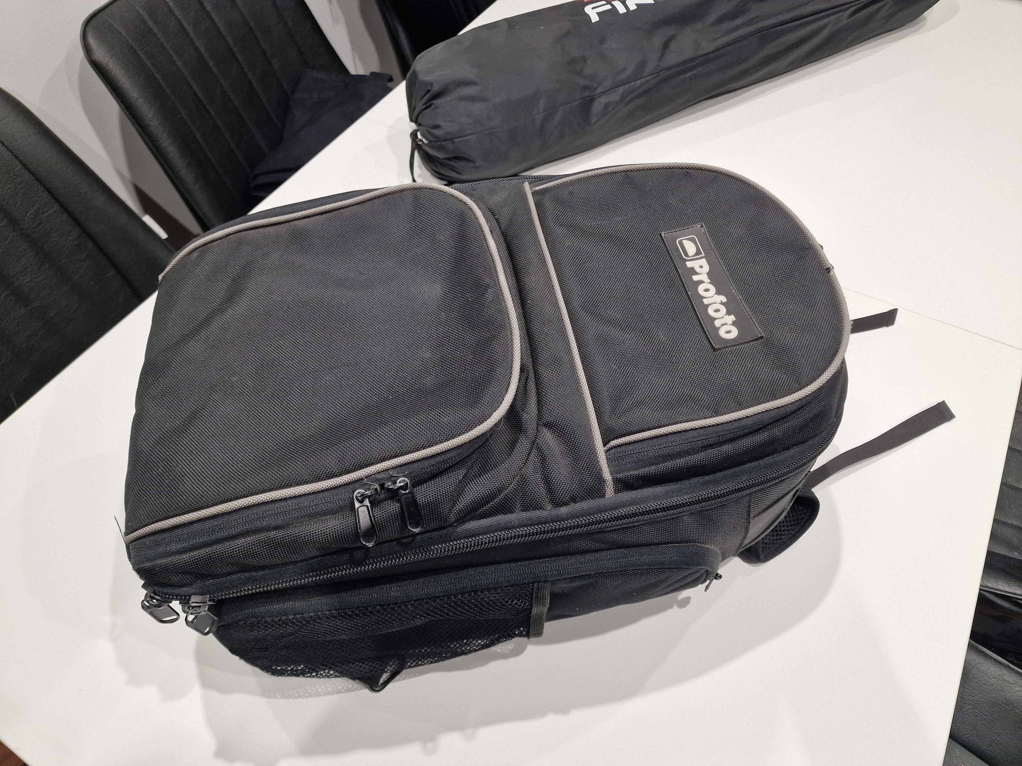 Profoto B1 Kit 500 Air TTL Location Kit + 2 softboxy + ocf magnum itd