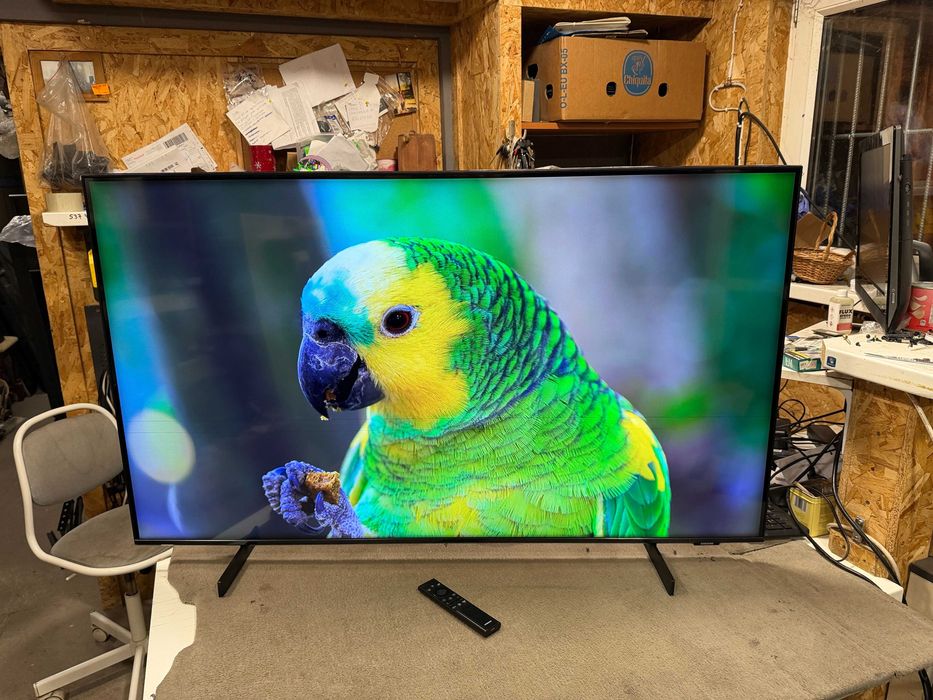 Telewizor Samsung LED UE50AU8002 50Cali 4K Smart Tizen DVBT2 HBO Wada