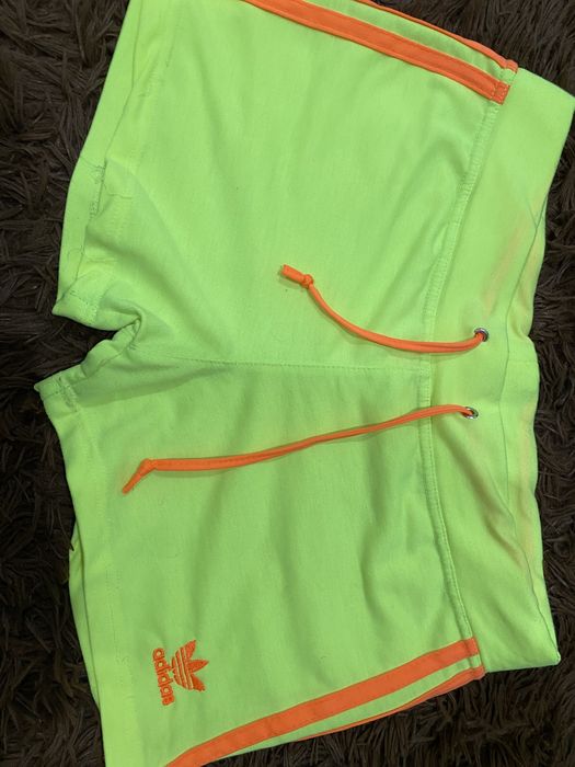 Продам Шорты