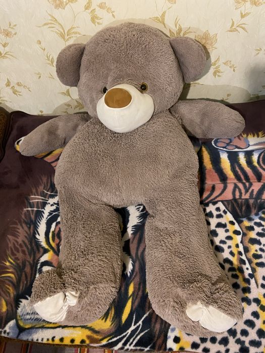 Плюшевий ведмедик в хорошому стані