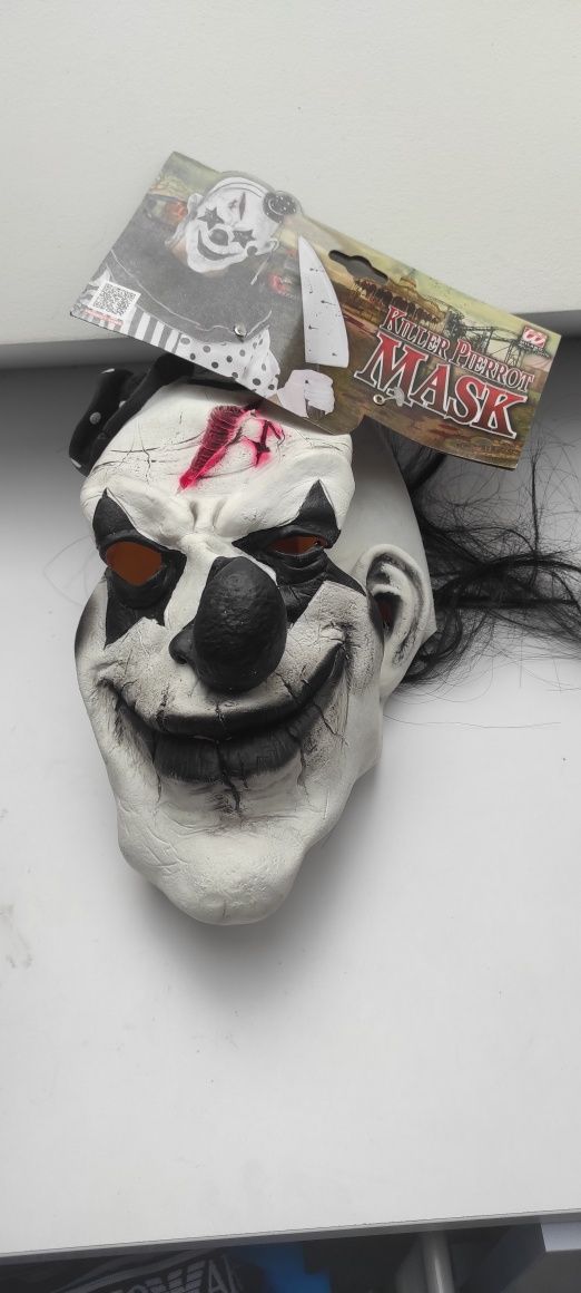 Straszny biało czarny klaun halloween M