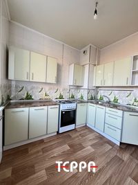 Продаж 2-кімнатної квартири Сталинки Центр пл. Маяковського