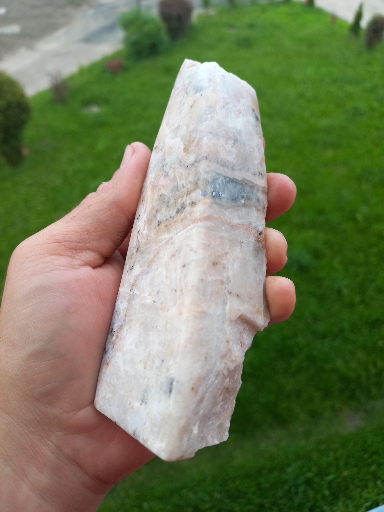Minerały baryt z pirytem