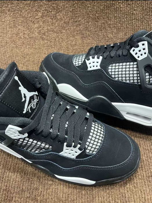 Buty-Trampk-Jordan Air Jordan 4 Retro "White Thunder" R.40
