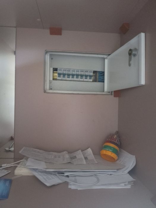 Отдельный дом в центре с отдельным двором, автономное отопление..