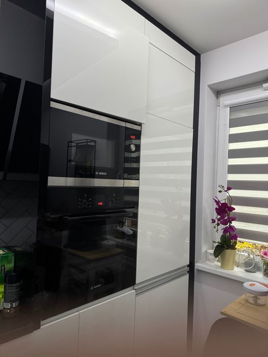 OKAZJA Meble kuchenne + wyspa biały połysk