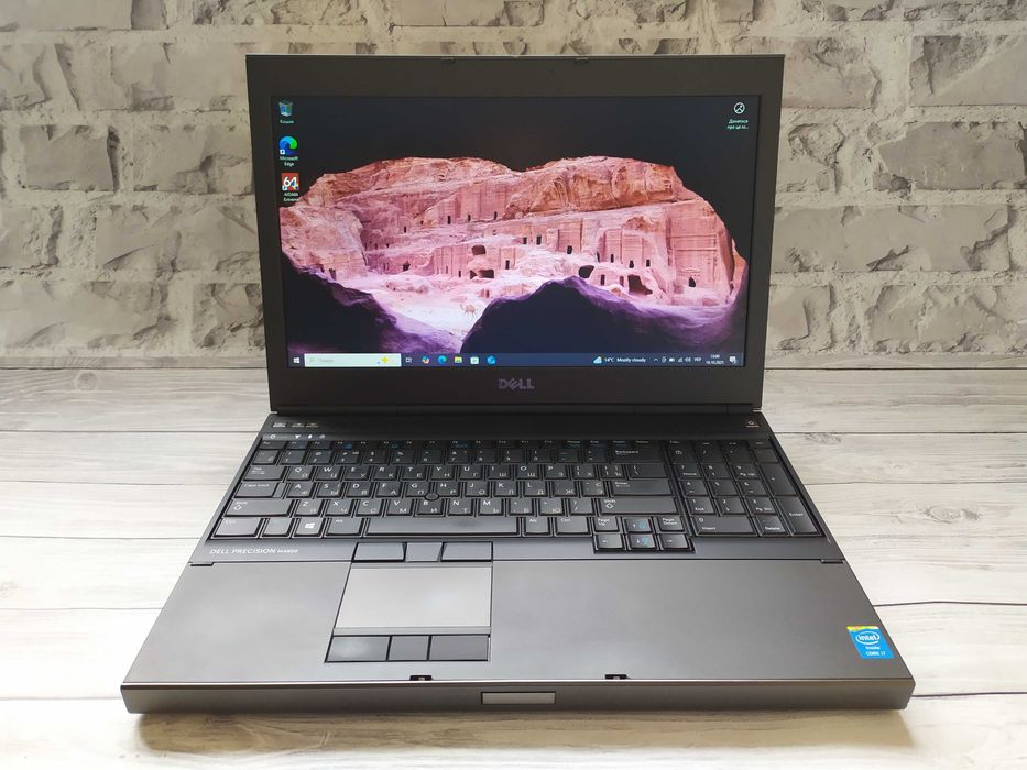 Dell Precision M4800 i7-4700MQ/8GB DDR3/128GB+500GB/NVIDIA K2100M 2GB