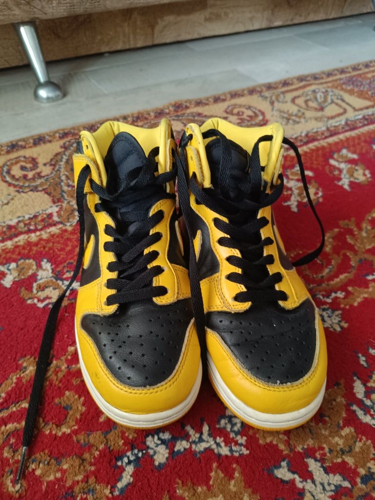 Продам кросівки Jordan Не звонити!!! Тільки писати на олх