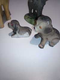 Słonie i pieski - figurki ozdobne.